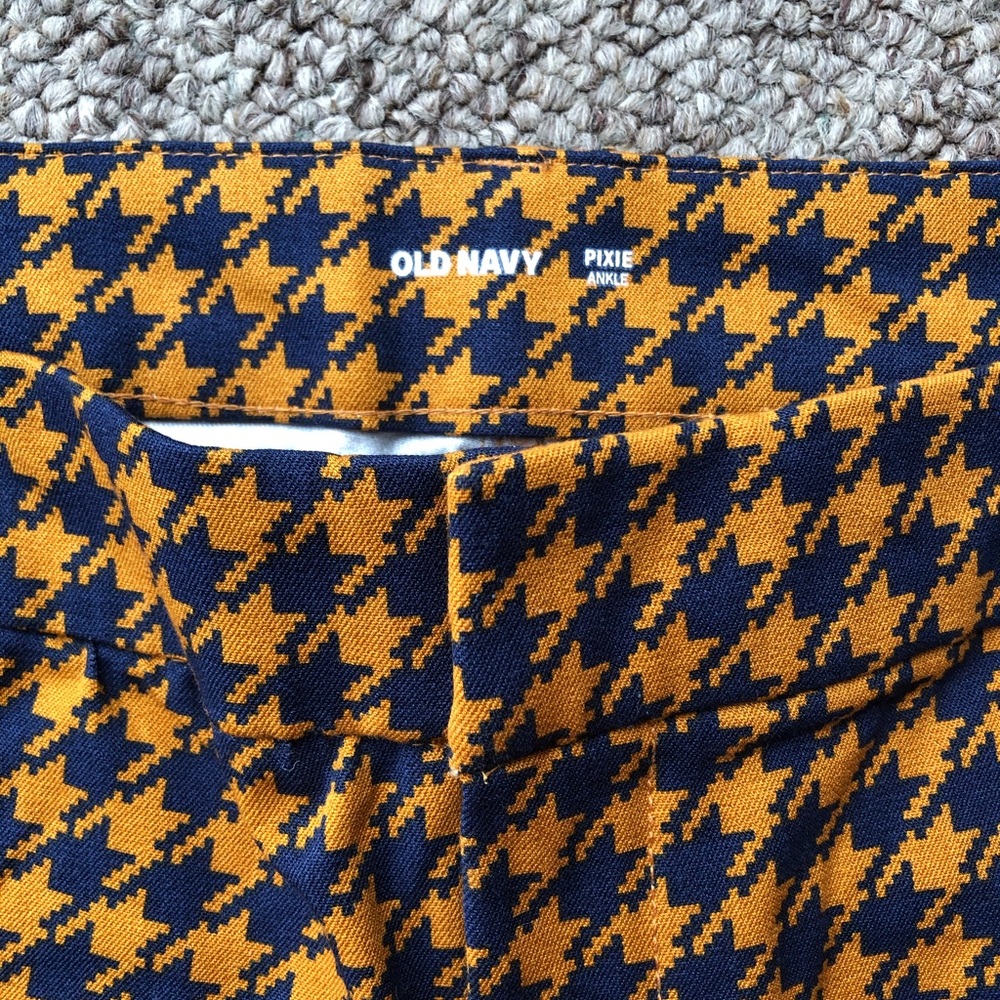 Old Navy Pixie Ankle Herringbone Pants